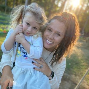 Meet your Posher, Tia